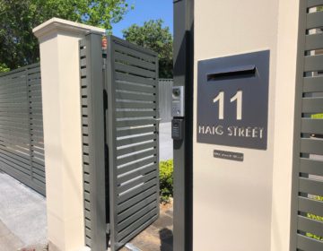 aluminium-slat-gate-adelaide-fence-centre