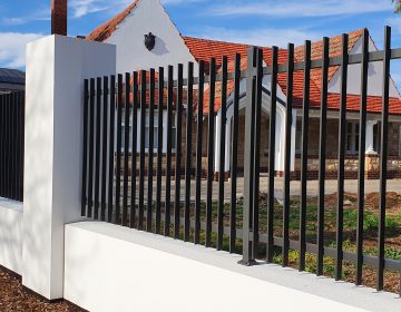 Pillar & Tube Fence-Adelaide Fence Centre-Vale Park-3