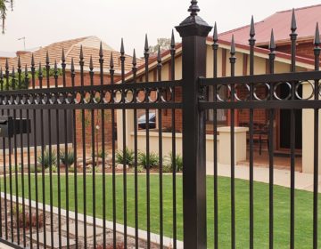 adelaide-fence-centre-tube-fence-beverley-3