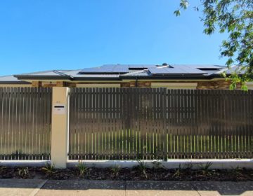 adelaide-fence-centre-vertical-slat-fence-broadview-10
