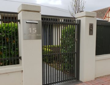 gate-tube-adelaide-fence-centre-1