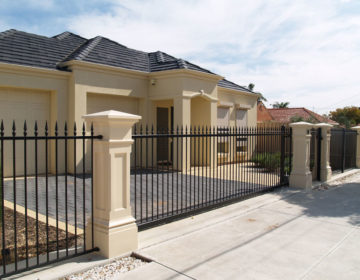 pillars-adelaide-fence-centre-34
