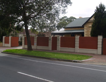 pillars-knotwood-adelaide-fence-centre-1