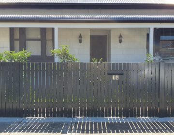 vertical-slat-adelaide-fence-centre-8